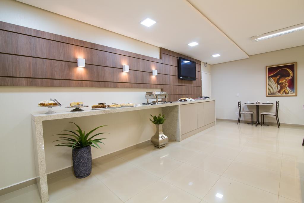 Hotel Trevo Cascavel ภายนอก รูปภาพ